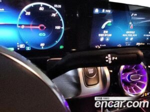 Mercedes-Benz EQB EQB300 4MATIC 2023 года из Южной Кореи