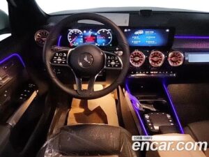 Mercedes-Benz EQB EQB300 4MATIC 2023 года из Южной Кореи