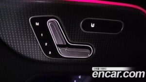 Mercedes-Benz EQB EQB300 4MATIC 2023 года из Южной Кореи