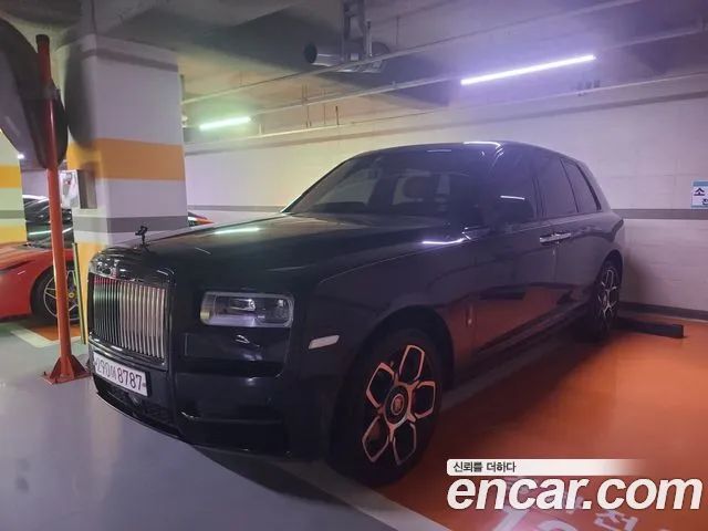 Rolls-Royce Cullinan 6.7 V12 Black Badge 2021 года из Кореи