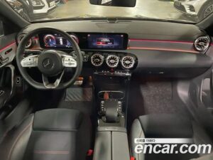 Mercedes-Benz CLA-Class CLA250 4MATIC 2020 года из Южной Кореи