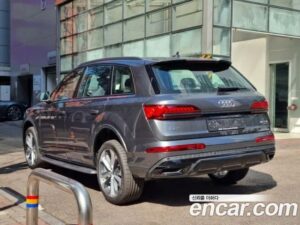 Audi Q7 55 TFSI 4WD Premium 2023 года из Южной Кореи