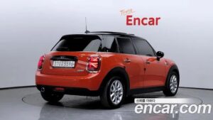 Mini Cooper 5Door HIGH 2021 года из Южной Кореи