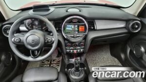 Mini Cooper 5Door HIGH 2021 года из Южной Кореи