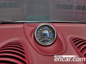 Porsche 718 4.0 SPYDER 2021 года из Южной Кореи