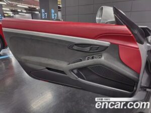 Porsche 718 4.0 SPYDER 2021 года из Южной Кореи