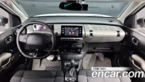Citroen-DS C4 CACTUS 1.5 BlueHDi SHINE 2021 года из Южной Кореи