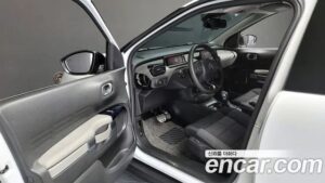 Citroen-DS C4 CACTUS 1.5 BlueHDi SHINE 2021 года из Южной Кореи