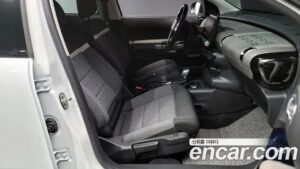 Citroen-DS C4 CACTUS 1.5 BlueHDi SHINE 2021 года из Южной Кореи