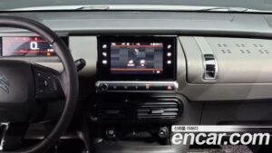 Citroen-DS C4 CACTUS 1.5 BlueHDi SHINE 2021 года из Южной Кореи