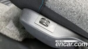 Citroen-DS C4 CACTUS 1.5 BlueHDi SHINE 2021 года из Южной Кореи