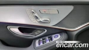 Mercedes-Benz EQC EQC400 4MATIC 2020 года из Южной Кореи