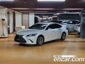 Lexus ES Executive 2022 года из Южной Кореи