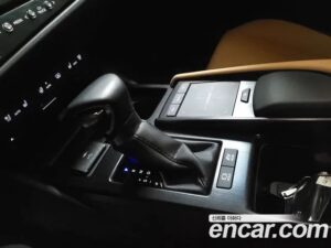 Lexus ES Executive 2022 года из Южной Кореи