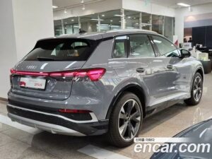 Audi Q4 e-TRON 40 Premium 2022 года из Южной Кореи