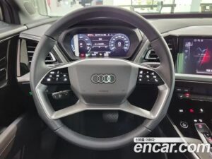 Audi Q4 e-TRON 40 Premium 2022 года из Южной Кореи