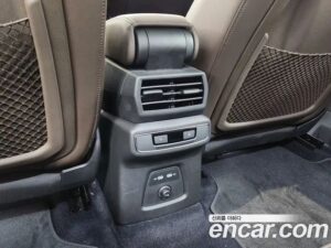 Audi Q4 e-TRON 40 Premium 2022 года из Южной Кореи