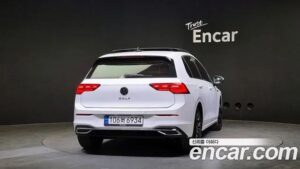 Volkswagen Golf 2.0 TDI Prestige 2022 года из Южной Кореи