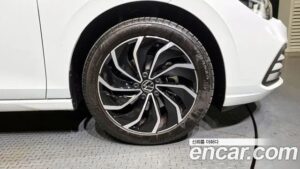 Volkswagen Golf 2.0 TDI Prestige 2022 года из Южной Кореи