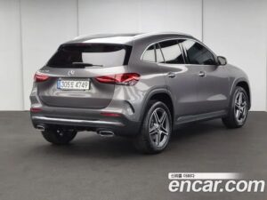 Mercedes-Benz GLA-Class GLA250 4MATIC 2022 года из Южной Кореи