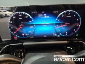Mercedes-Benz GLA-Class GLA250 4MATIC 2022 года из Южной Кореи
