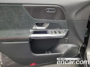Mercedes-Benz GLA-Class GLA250 4MATIC 2022 года из Южной Кореи