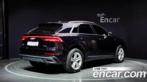Audi Q8 45 TDI 4WD Premium 2020 года из Южной Кореи