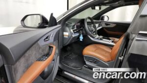 Audi Q8 45 TDI 4WD Premium 2020 года из Южной Кореи