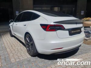 Tesla Model 3 Performance 2020 года из Южной Кореи