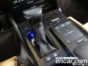 Lexus ES Executive 2021 года из Южной Кореи