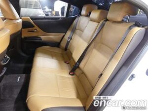 Lexus ES Executive 2021 года из Южной Кореи