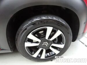 Citroen-DS C3 Aircross 1.5 BlueHDi SHINE 2021 года из Южной Кореи