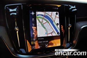 Volvo V60 T5 PRO AWD 2020 года из Южной Кореи