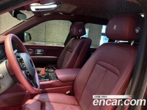 Rolls-Royce Cullinan 6.7 V12 2023 года из Южной Кореи