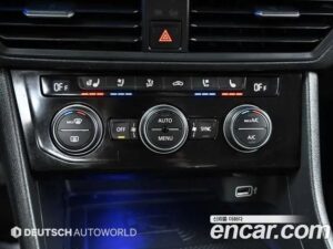 Volkswagen Jetta 1.4 TSI Prestige 2020 года из Южной Кореи