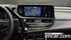 Lexus ES F-Sport 2022 года из Южной Кореи