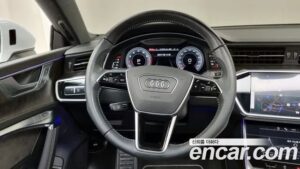 Audi A7 55 TFSI 4WD Premium 2021 года из Южной Кореи