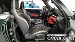 Mini Cooper Convertible JCW 2020 года из Южной Кореи