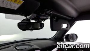 Mini Cooper Convertible JCW 2020 года из Южной Кореи