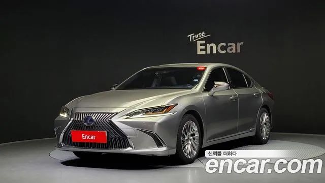 Lexus ES Executive 2020 года из Кореи