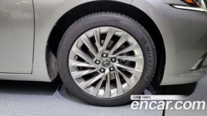 Lexus ES Executive 2020 года из Южной Кореи