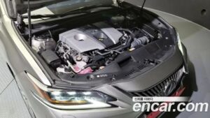 Lexus ES Executive 2020 года из Южной Кореи