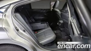 Lexus ES Executive 2020 года из Южной Кореи