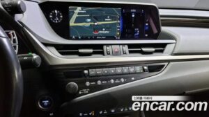 Lexus ES Executive 2020 года из Южной Кореи