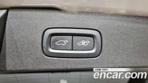 Volvo V60 B5 PRO AWD 2021 года из Южной Кореи