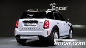 Mini Countryman CLASSIC Plus 2022 года из Южной Кореи