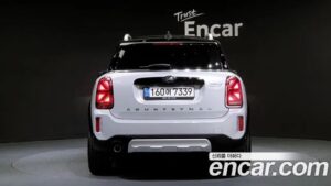 Mini Countryman CLASSIC Plus 2022 года из Южной Кореи