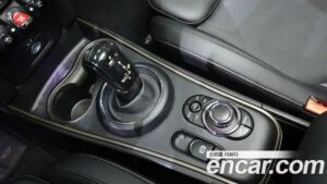 Mini Countryman CLASSIC Plus 2022 года из Южной Кореи