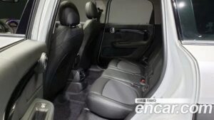 Mini Countryman CLASSIC Plus 2022 года из Южной Кореи