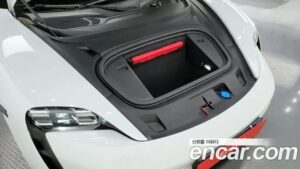 Porsche Taycan Base 2022 года из Южной Кореи